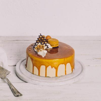 Deliciously Honeycomb Caramel Cake