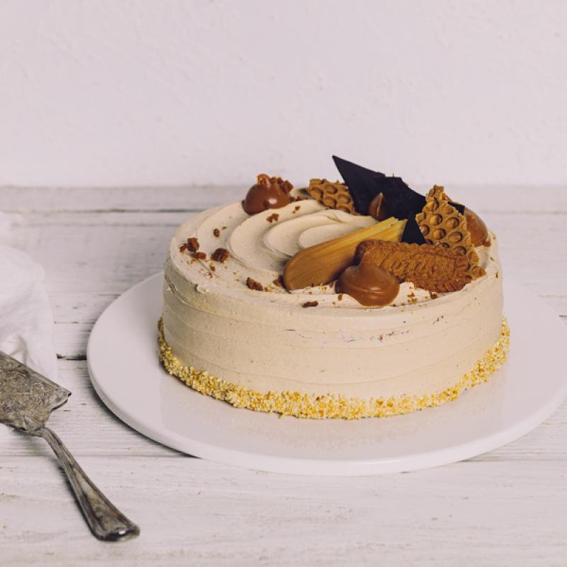 Vegan Biscoff Toffee Cake