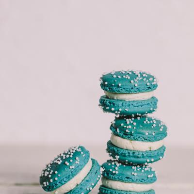 Choc Bounty Macaron